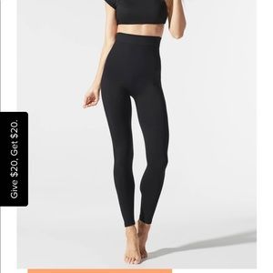 NWOT blanqi everyday postpartum leggings